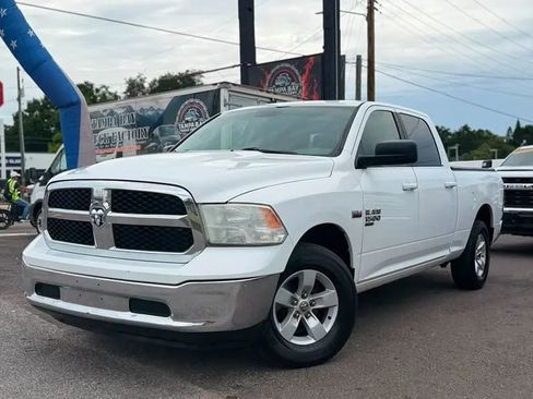Used 2020 RAM 1500 Classic SLT AWD/4WD image 1