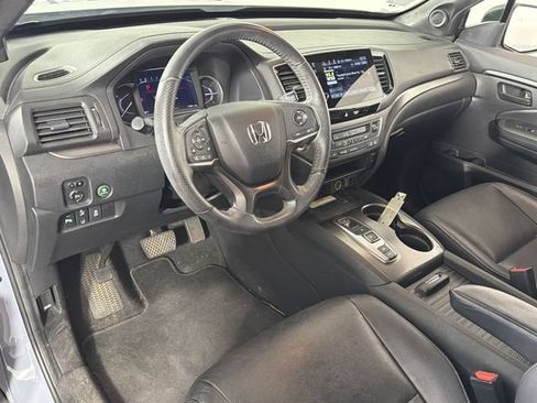 Used 2022 Honda Passport EX-L image 2