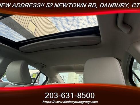 Used 2014 Acura TL w/ Technology Package FWD image 12