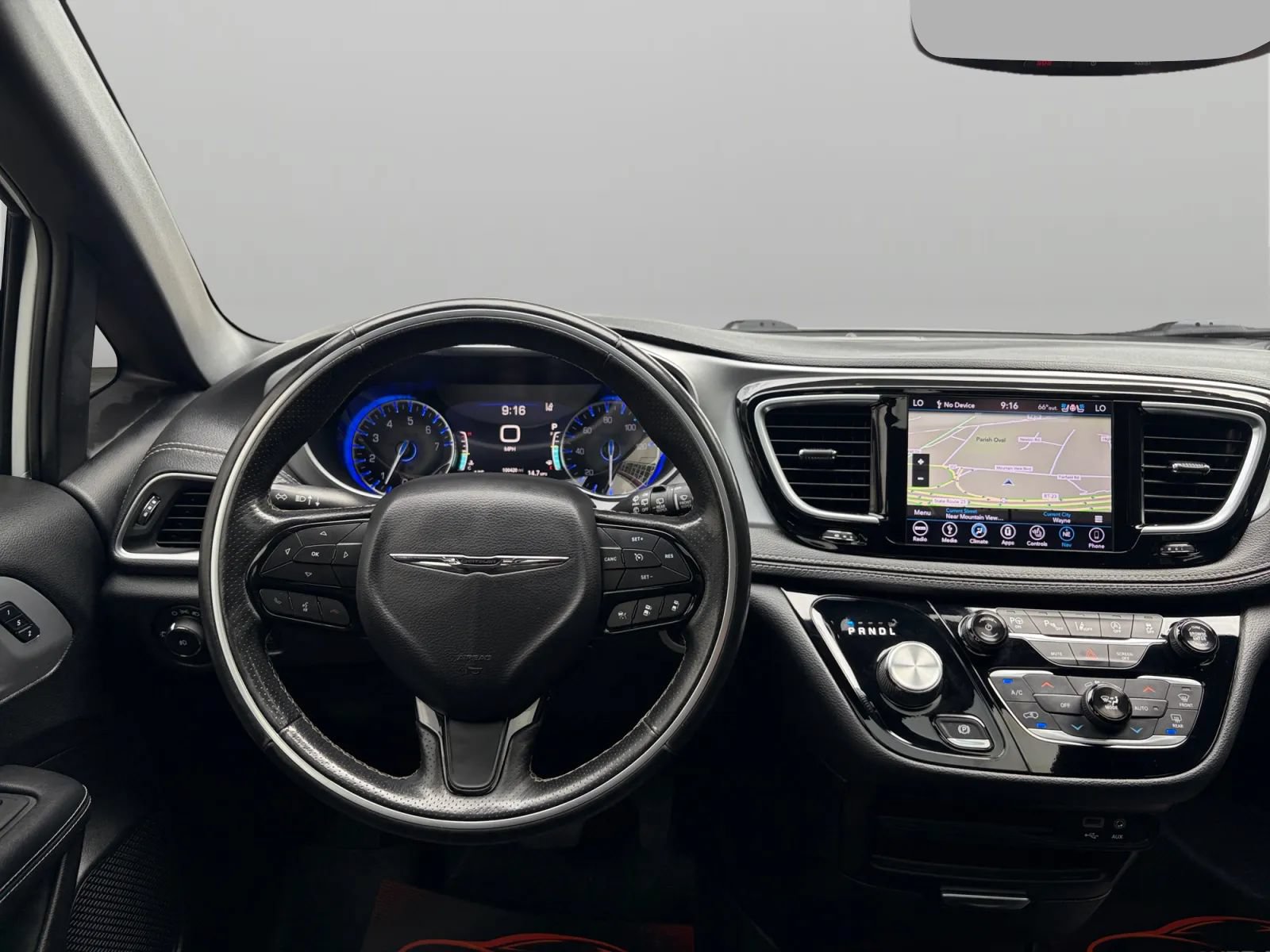 Used 2019 Chrysler Pacifica Limited w/ Advanced Safetytec Group FWD image 30
