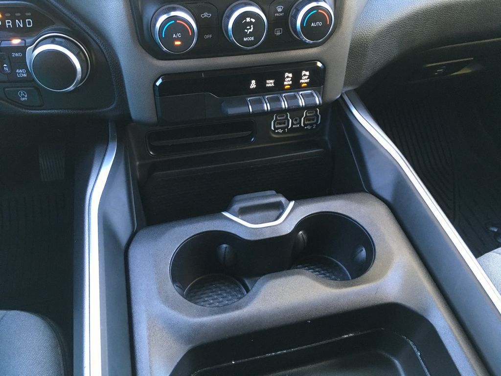 Used 2020 RAM 1500 Big Horn AWD/4WD image 18
