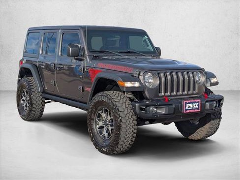 Used 2018 Jeep Wrangler Unlimited Rubicon w/ Cold Weather Group image 3