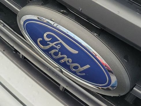 Used 2021 Ford F150 Lariat w/ Equipment Group 502A High image 9