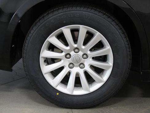 Used 2012 Chrysler 300 RWD image 14
