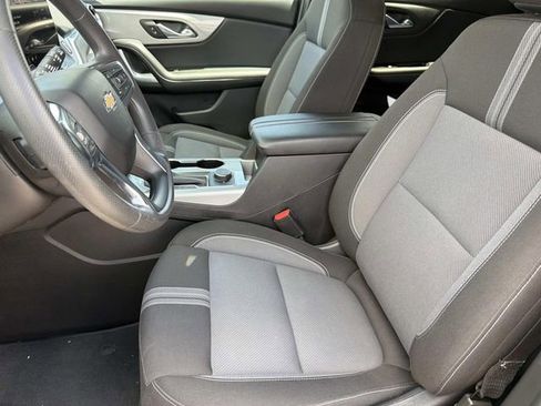 Used 2025 Chevrolet Blazer LT FWD image 20
