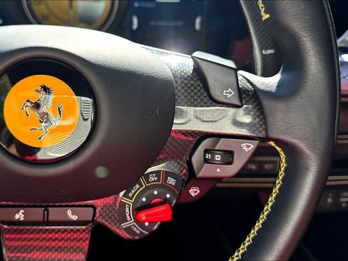 Used 2022 Ferrari F8 Tributo RWD image 12