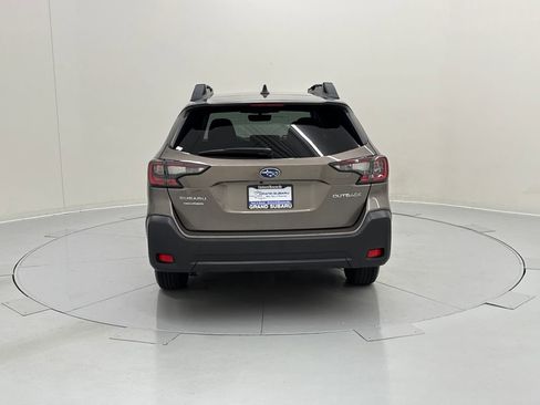 Certified 2024 Subaru Outback Premium image 4