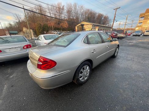 Used 2008 Buick LaCrosse CX image 6