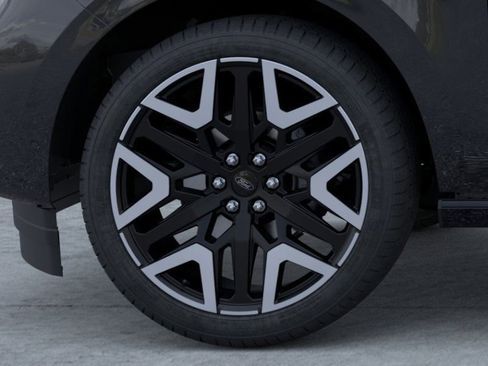 New 2026 Ford Expedition Platinum w/ Platinum Ultimate Package image 19