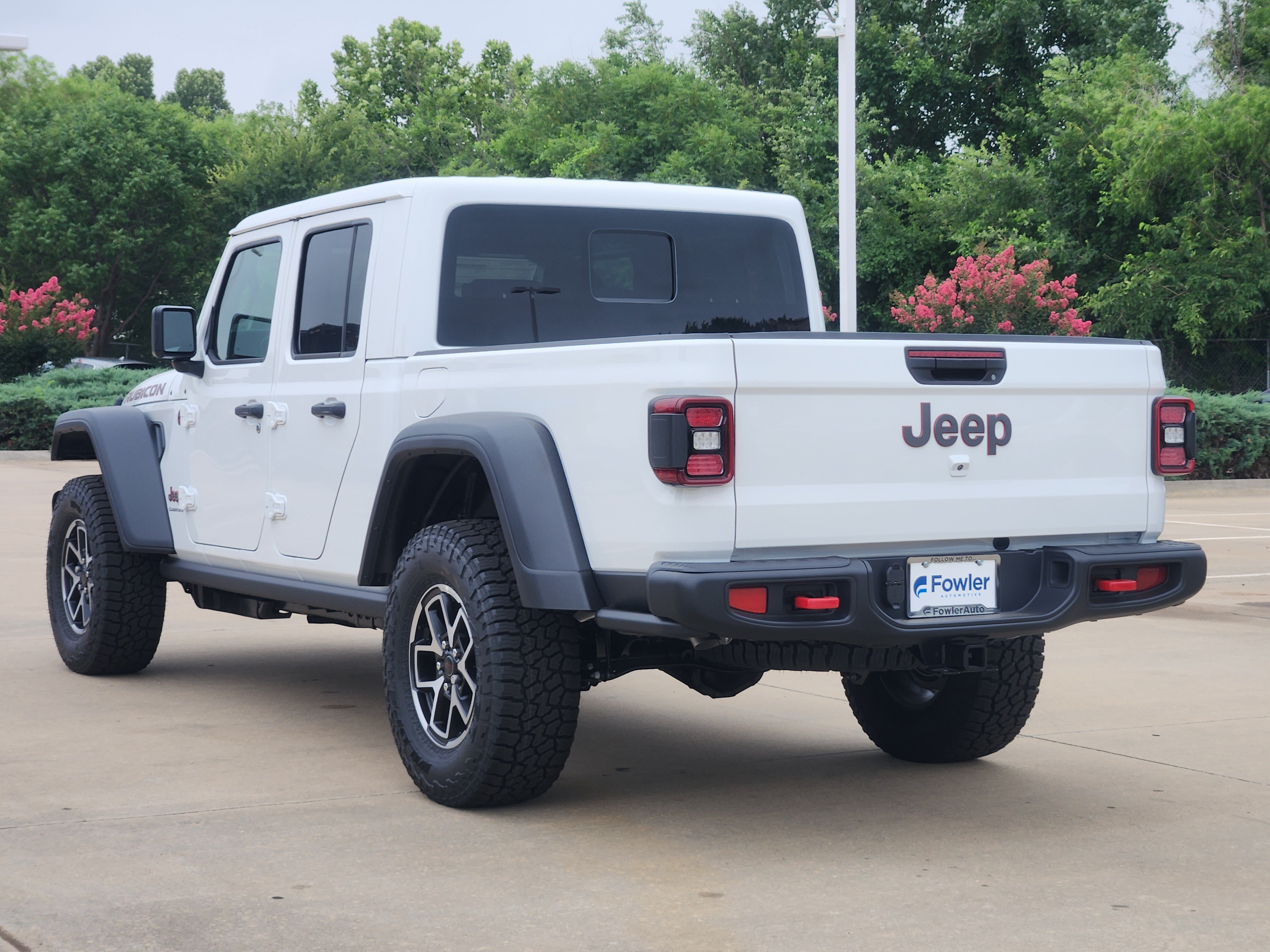 New 2026 Jeep Gladiator Rubicon w/ Steel Power Dome Hood Package AWD/4WD image 3