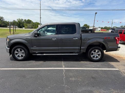 Used 2017 Ford F150 XLT w/ Equipment Group 302A Luxury AWD/4WD image 2