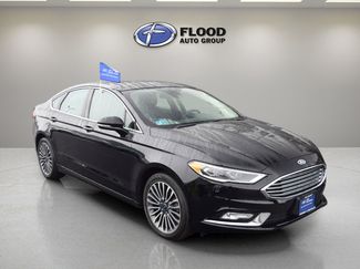 Used 2017 Ford Fusion SE w/ Fusion SE Technology Package image 1