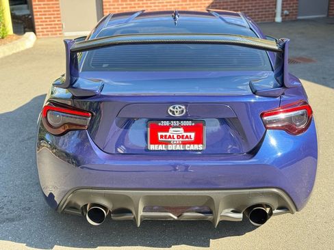 Used 2020 Toyota 86 image 6