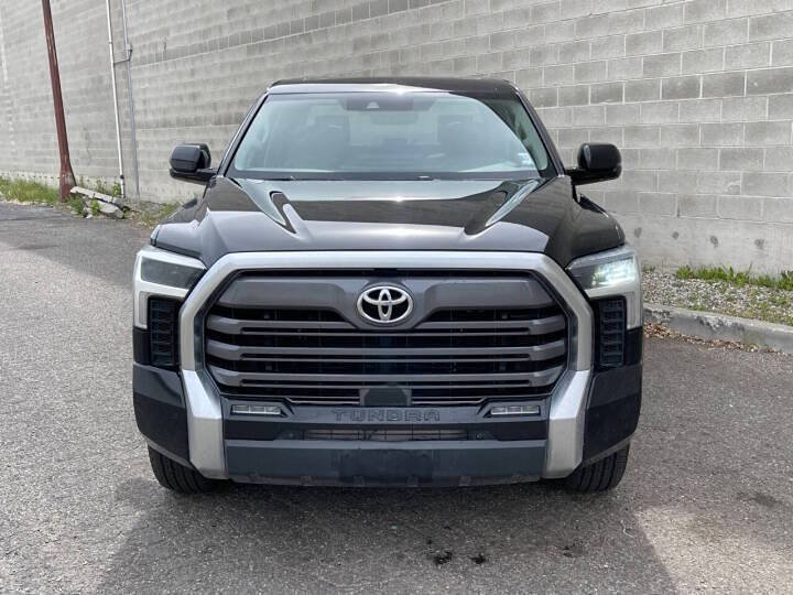 Used 2023 Toyota Tundra Limited AWD/4WD image 4