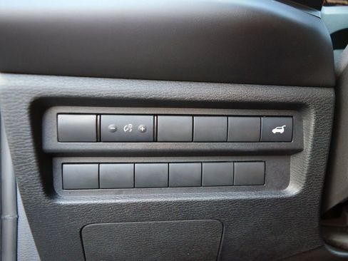 Used 2024 Mitsubishi Outlander SE image 27