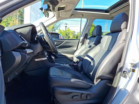 Used 2022 Subaru Forester Limited AWD/4WD image 14