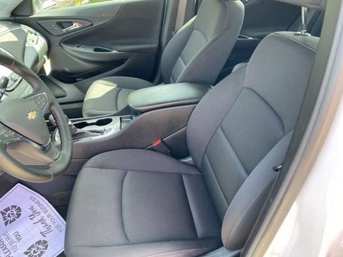 Used 2024 Chevrolet Malibu RS image 21