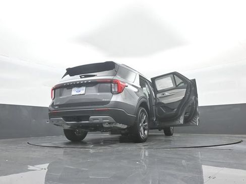 New 2026 Ford Explorer Active w/ Active Comfort Package AWD/4WD image 44