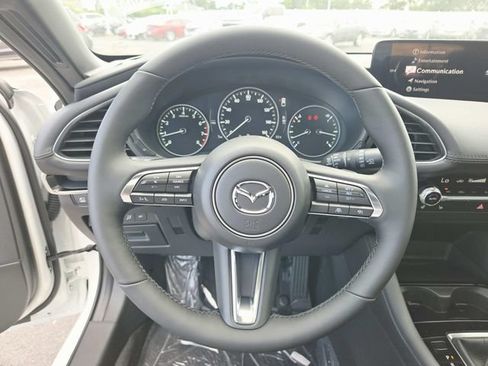 New 2026 MAZDA MAZDA3 Hatchback w/Premium Plus Pkg AWD/4WD image 19