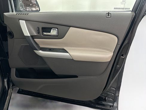 Used 2012 Ford Edge Limited image 29