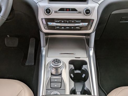 Certified 2023 Ford Explorer XLT w/ Equipment Group 202A image 21