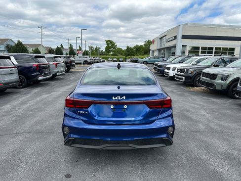 Used 2024 Kia Forte LXS FWD image 6
