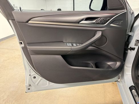 Certified 2023 BMW X4 xDrive30i w/ M Sport Package image 12