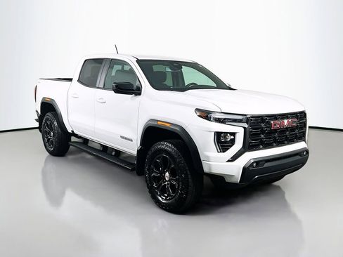 Used 2023 GMC Canyon Elevation w/ Convenience Package AWD/4WD image 3