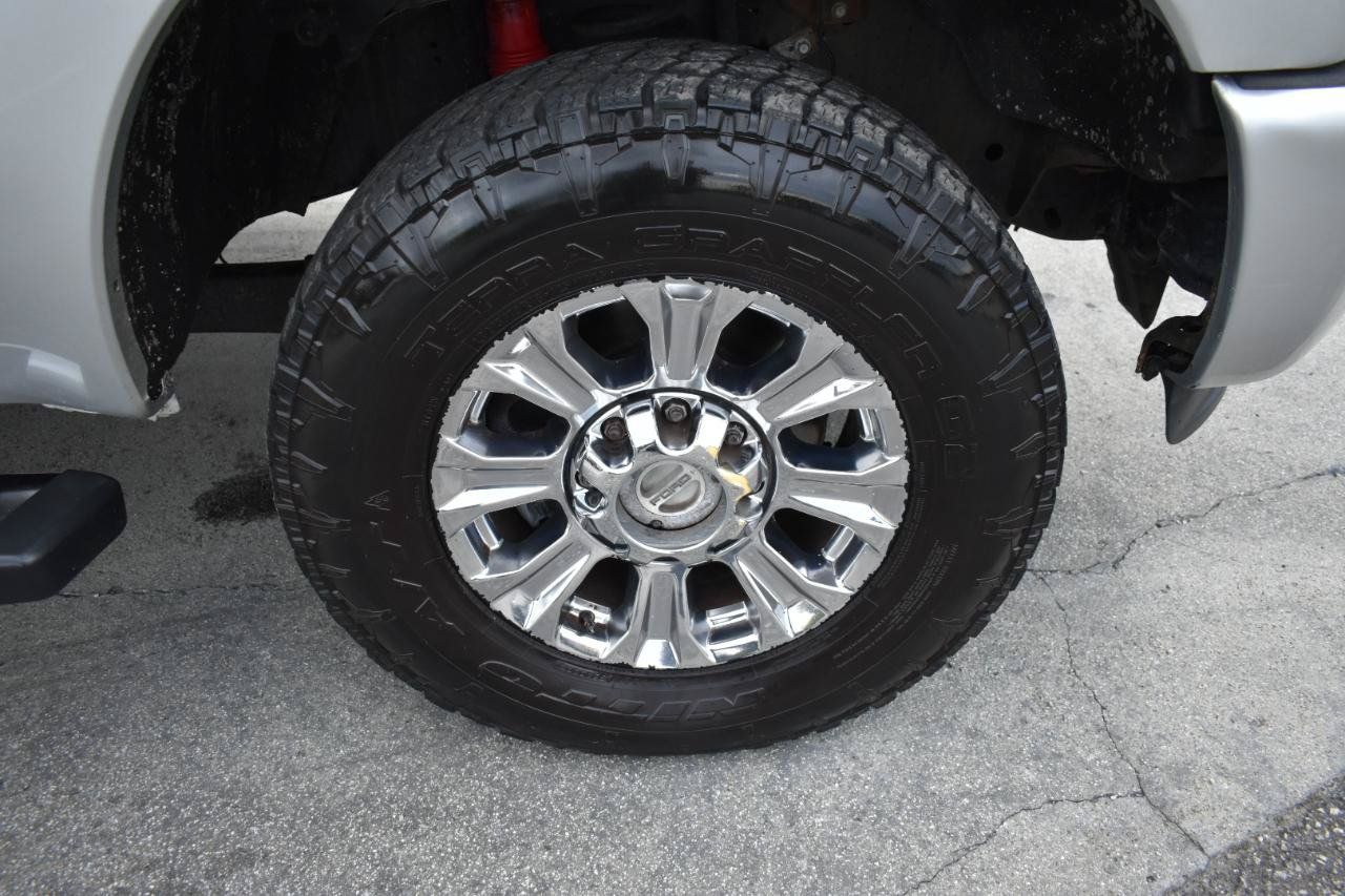 Used 2013 Ford F250 Platinum w/ FX4 Off Road Pkg AWD/4WD image 33
