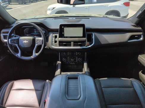 Used 2022 Chevrolet Suburban Premier image 10