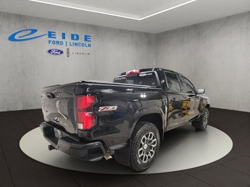 Used 2025 Chevrolet Colorado Z71 w/ Technology Package image 8