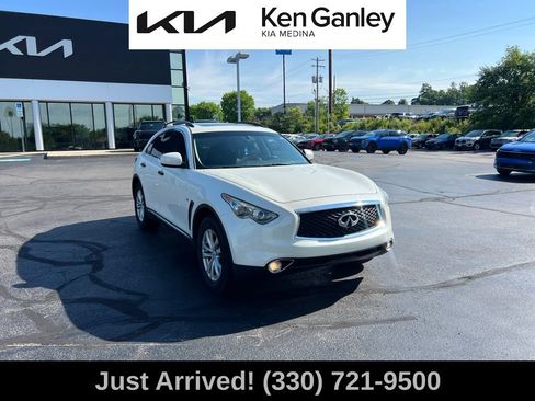 Used 2017 INFINITI QX70 AWD image 3