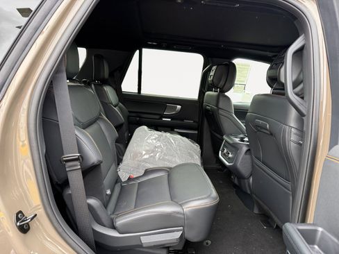 New 2026 Ford Expedition Tremor image 18