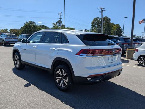 New 2026 Volkswagen Atlas Cross Sport SE image 5