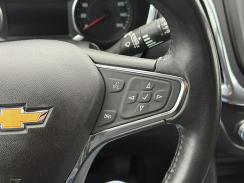 Used 2019 Chevrolet Equinox LT FWD image 21
