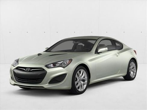 Used 2013 Hyundai Genesis 2.0T RWD image 1