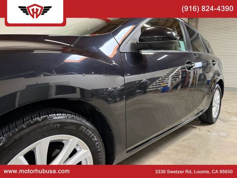 Used 2013 MAZDA MAZDA3 i Grand Touring FWD image 2