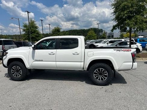 Used 2020 Toyota Tacoma TRD Sport AWD/4WD image 8