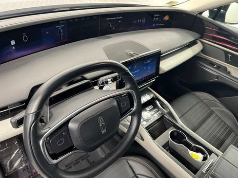 Certified 2024 Lincoln Nautilus Reserve AWD/4WD image 23