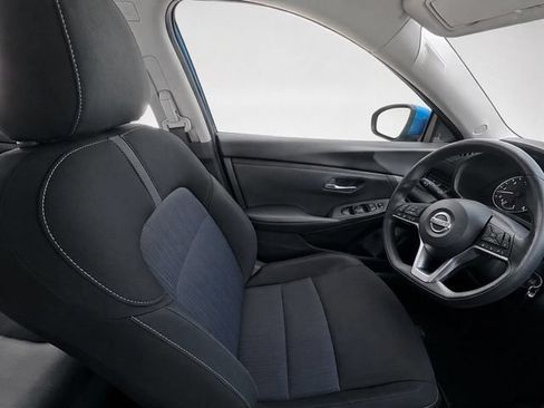 Used 2025 Nissan Sentra SV FWD image 19