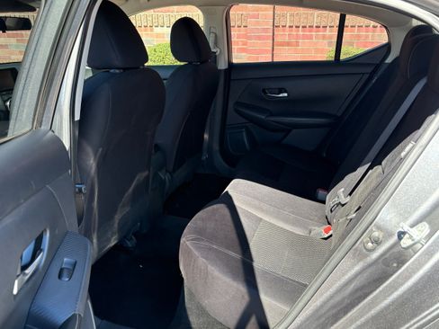 Used 2020 Nissan Sentra S w/ Trunk Package FWD image 7