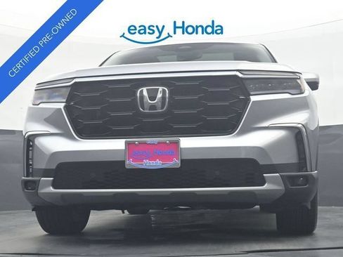 Used 2025 Honda Pilot Touring image 28