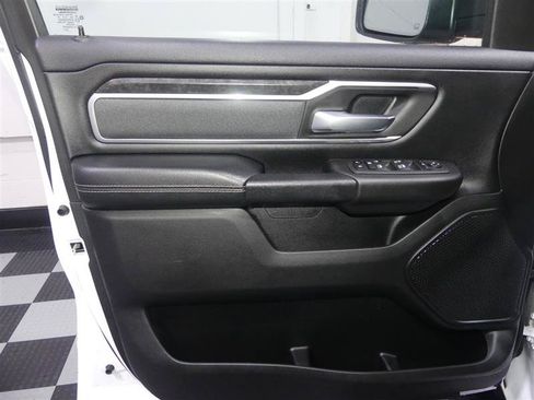 Used 2023 RAM 1500 Big Horn AWD/4WD image 15