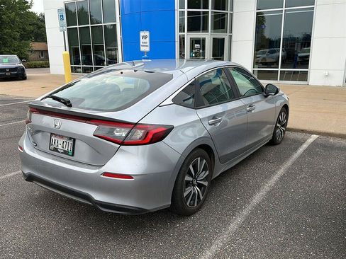 Used 2024 Honda Civic EX-L image 7