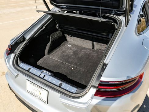 Used 2018 Porsche Panamera 4 image 49