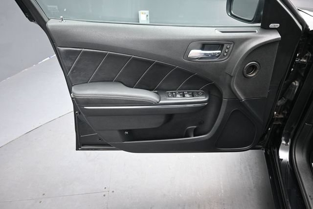 Used 2013 Dodge Charger R/T RWD image 21