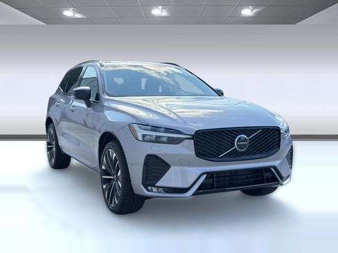 Used 2026 Volvo XC60 B5 Ultra w/ Climate Package AWD/4WD image 7
