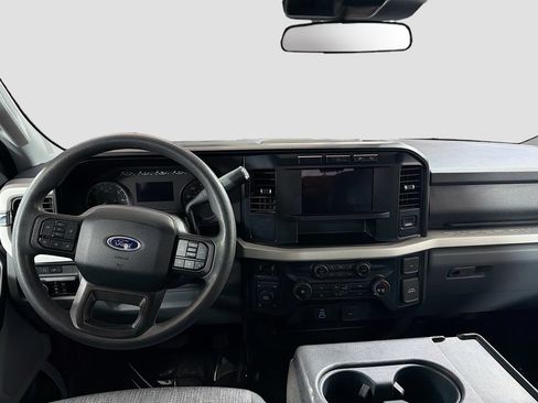 Used 2024 Ford F350 XLT w/ FX4 Off-Road Package AWD/4WD image 21
