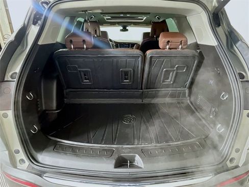 Used 2018 Buick Enclave Avenir w/ Avenir Technology Package image 29