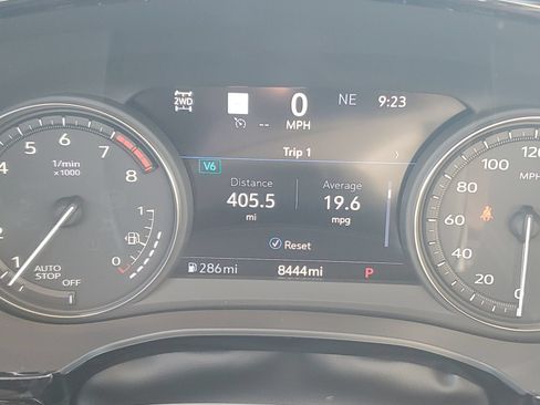 Used 2025 Cadillac XT6 Premium Luxury w/ Technology Package AWD/4WD image 27